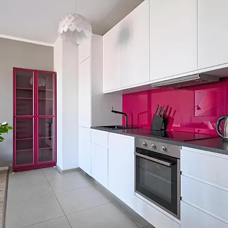 Apartment Urban Nest - Dluga Grobla 10 *