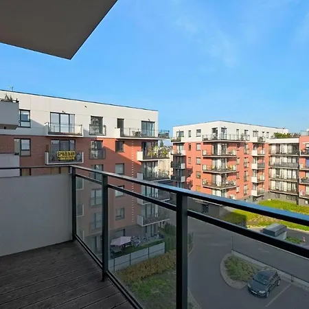 Urban Nest - Dluga Grobla 10 *